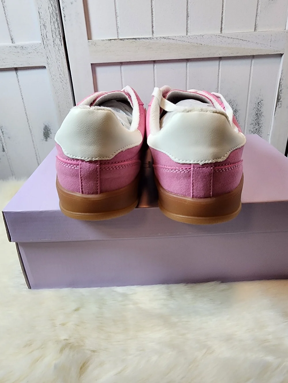 Madden Girl Giia Sneakers